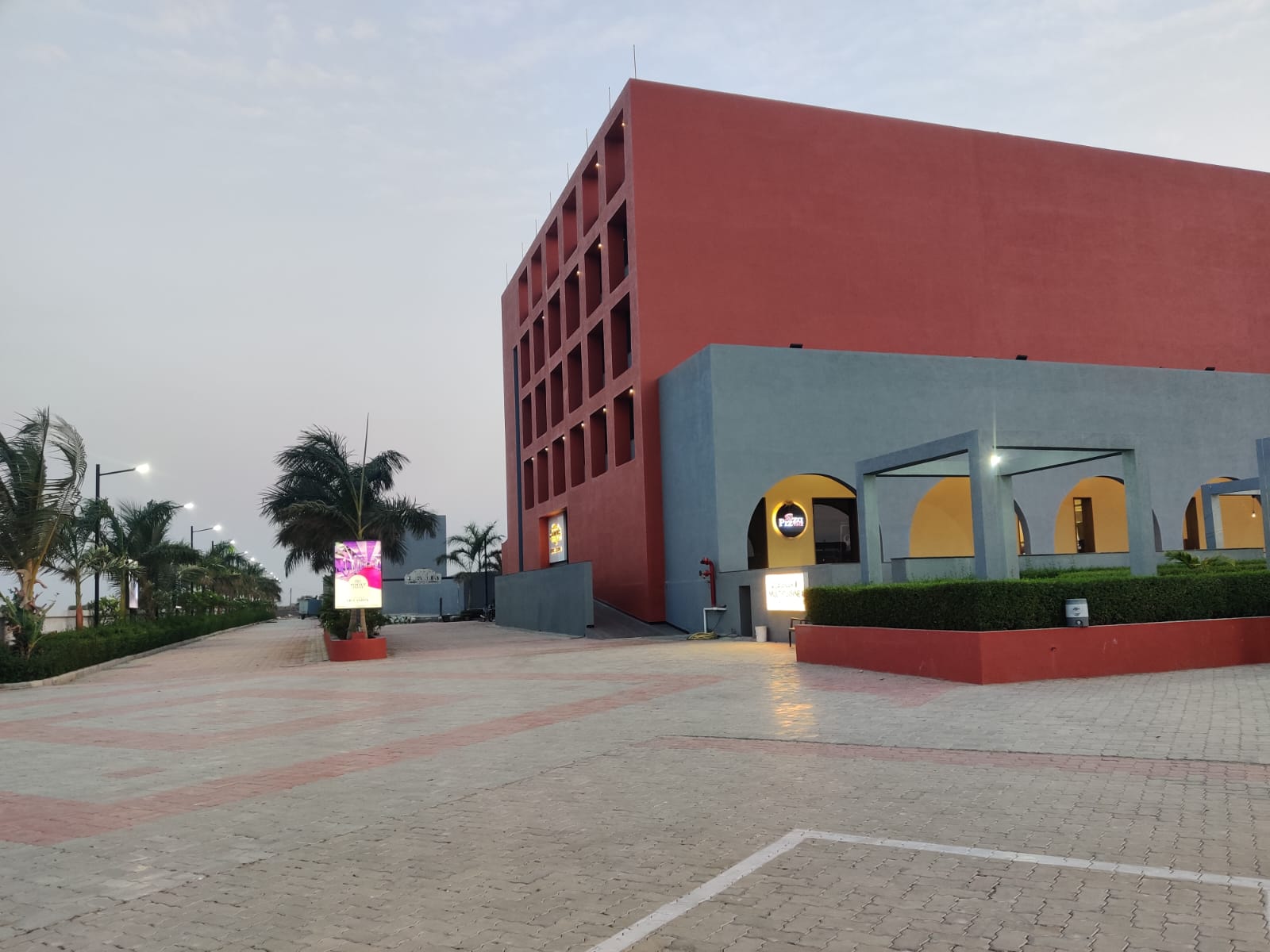 Gajanan Resort Exterior